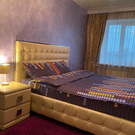 Kharkiv Center Apartment On Hoholya Str, Poetry Square Bagian luar foto